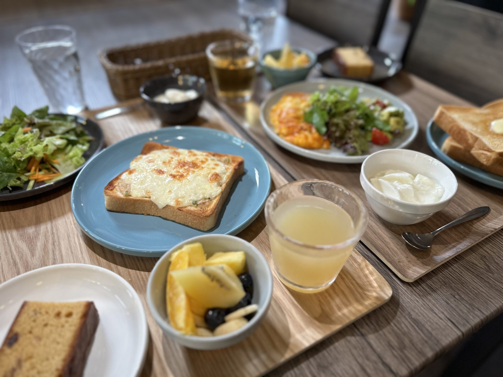 lodge_bfast_2