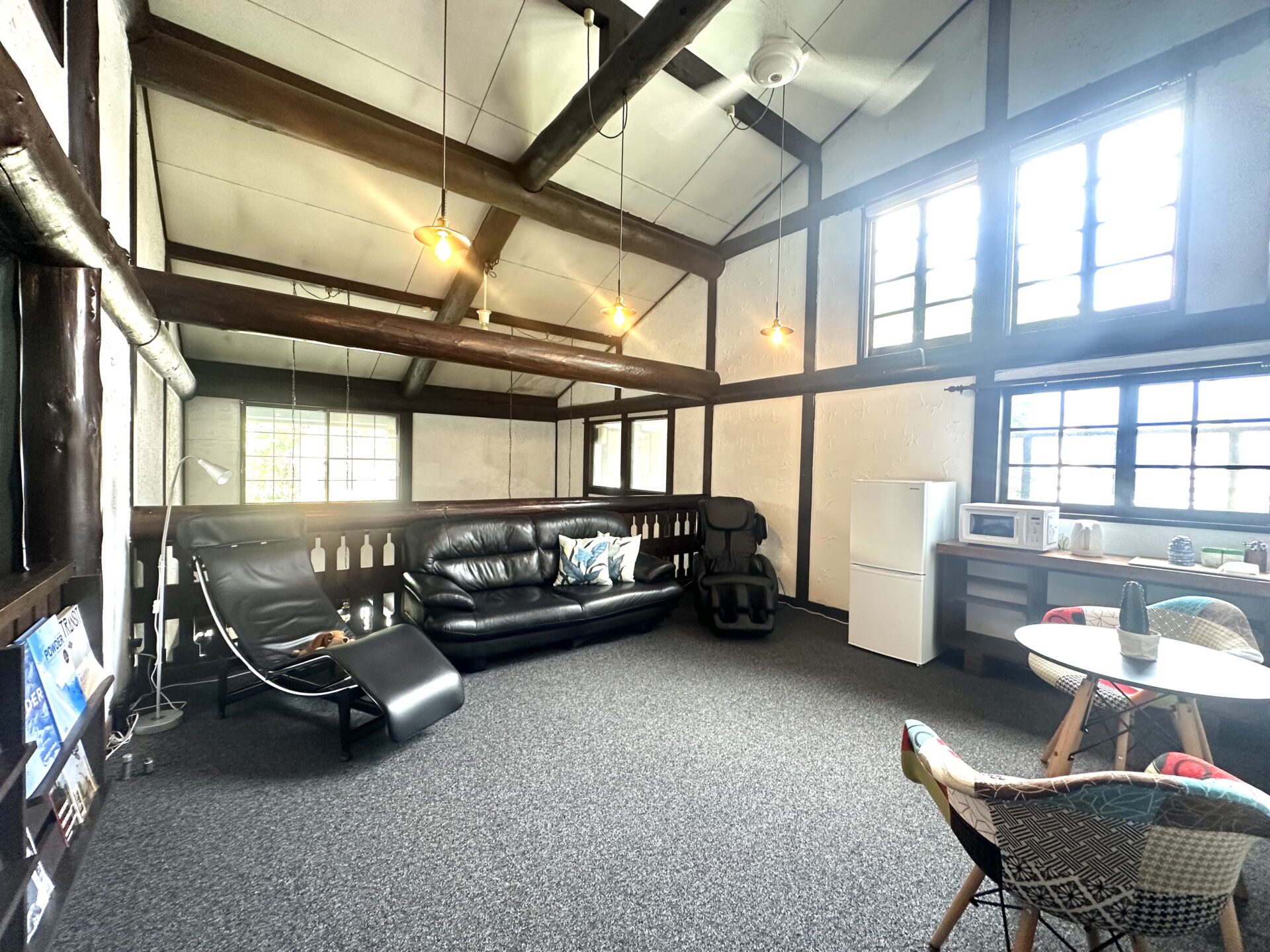 lodge_lounge