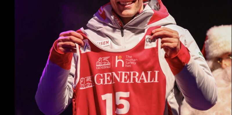 Screenshot Sign outside Sakulala Bakery